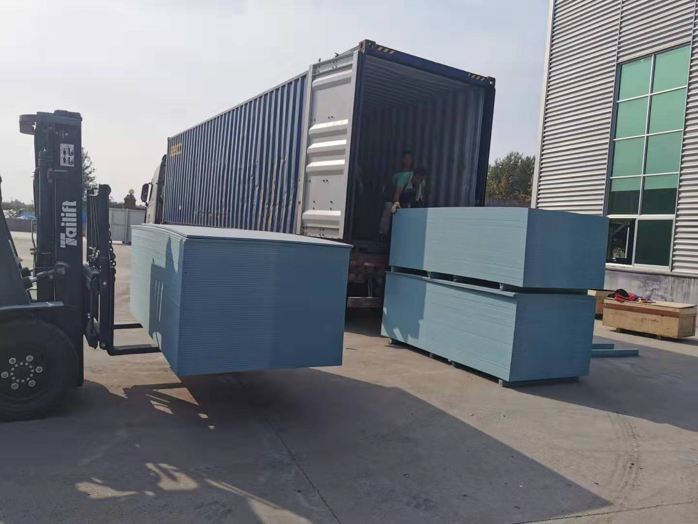 Formwork tal-Kostruzzjoni tal-plastik mibgħut lill-Benin u ż-Żambja